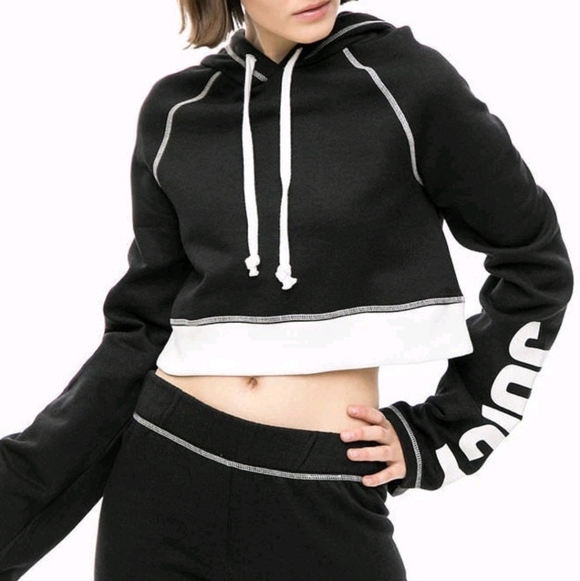 Juicy Couture Tops - Juicy Couture Fleece Track Bell Sleeve Cropped Pullover Women's M Black Boho 90s